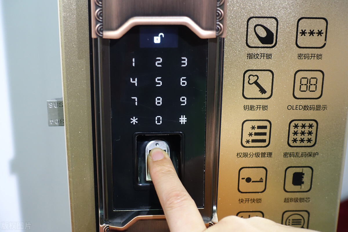 指纹密码锁的设置方法和使用（指纹密码锁如何设置?）